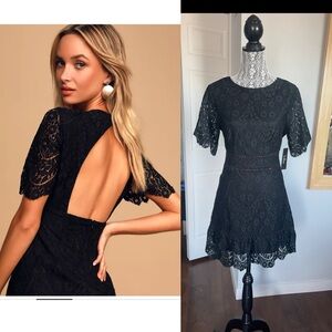 NWT Large Lulus Lace Open Back Fit and Flare. Black.